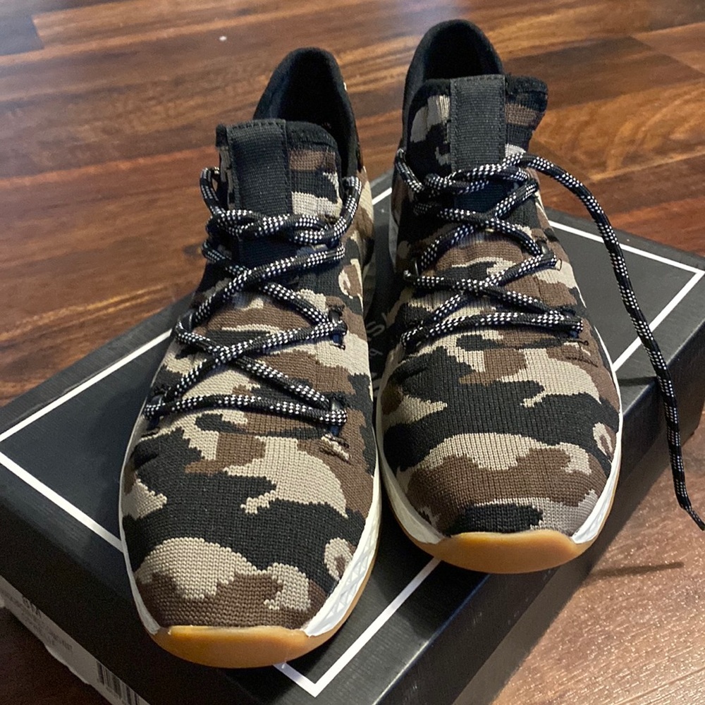 J/Slides sneakers